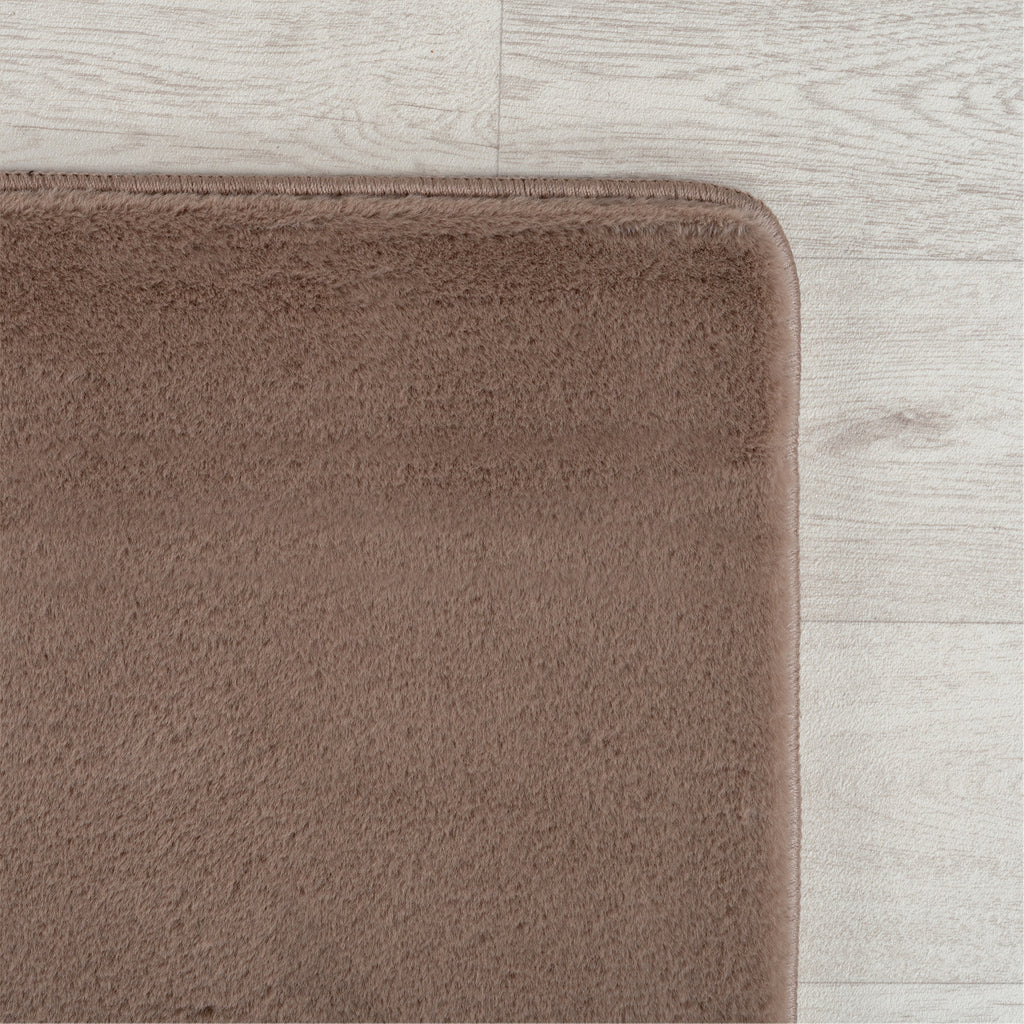 Joy 1400 Mocca Kurzflor