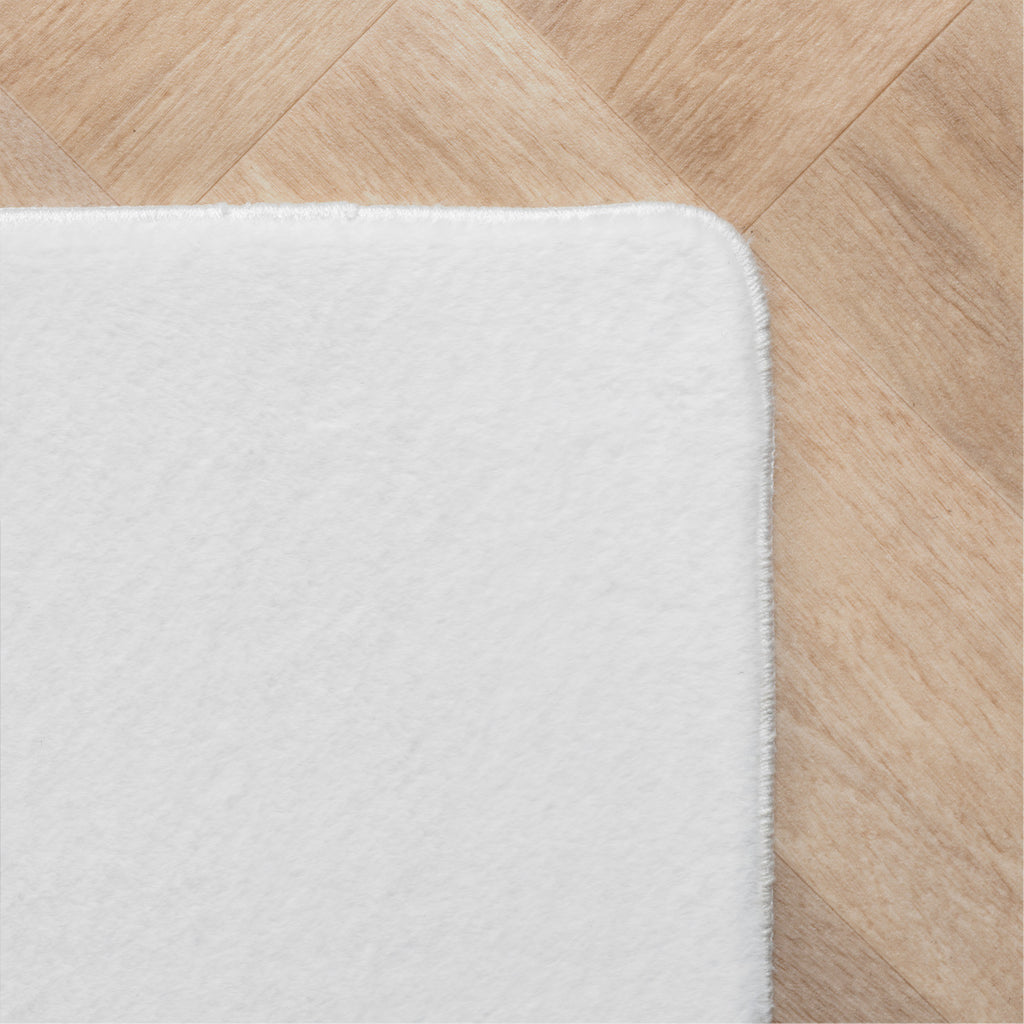 Joy 1400 White Kurzflor