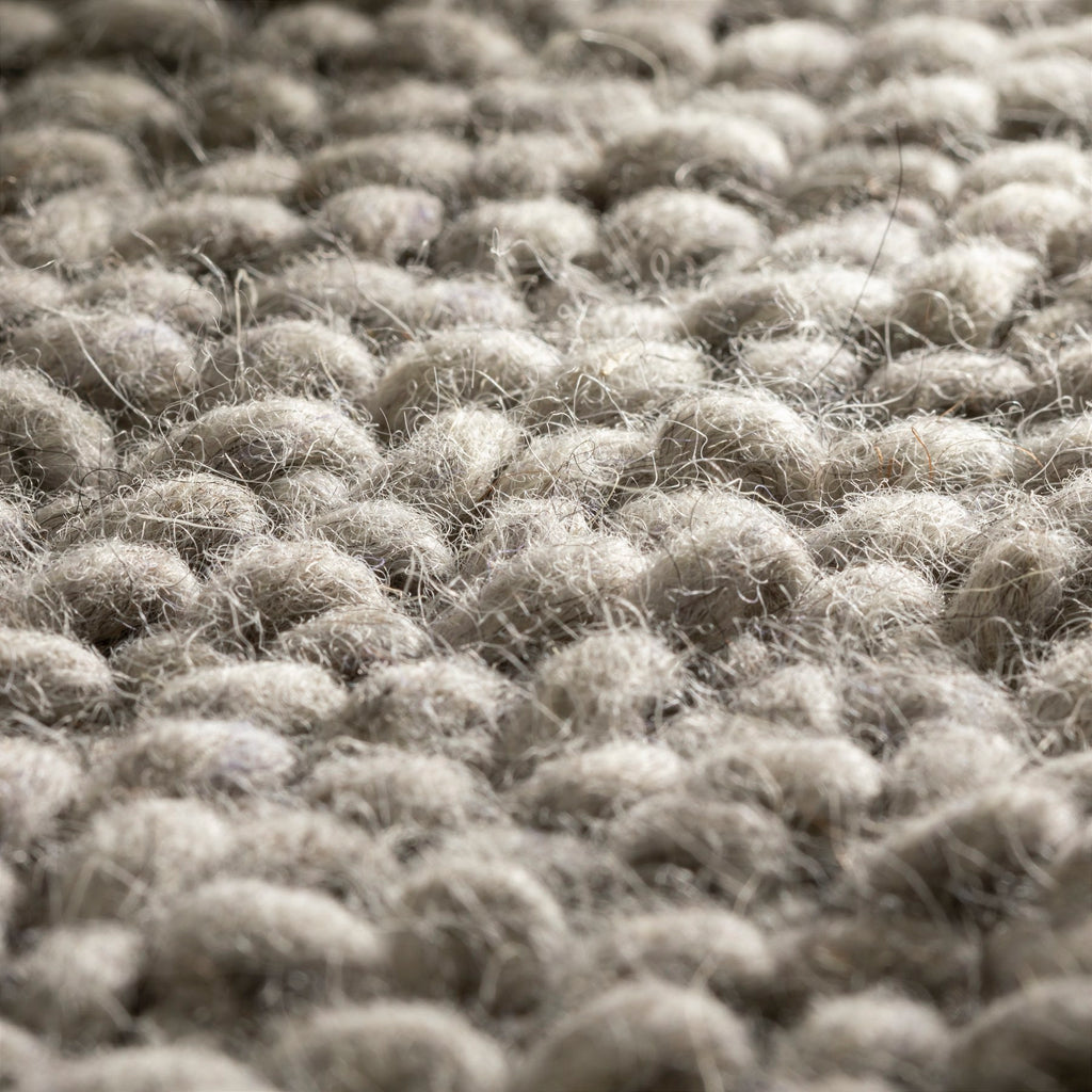 JAB Anstoetz Loop Teppichboden | Farbe: Taupe Mittel (394) | Raumansicht