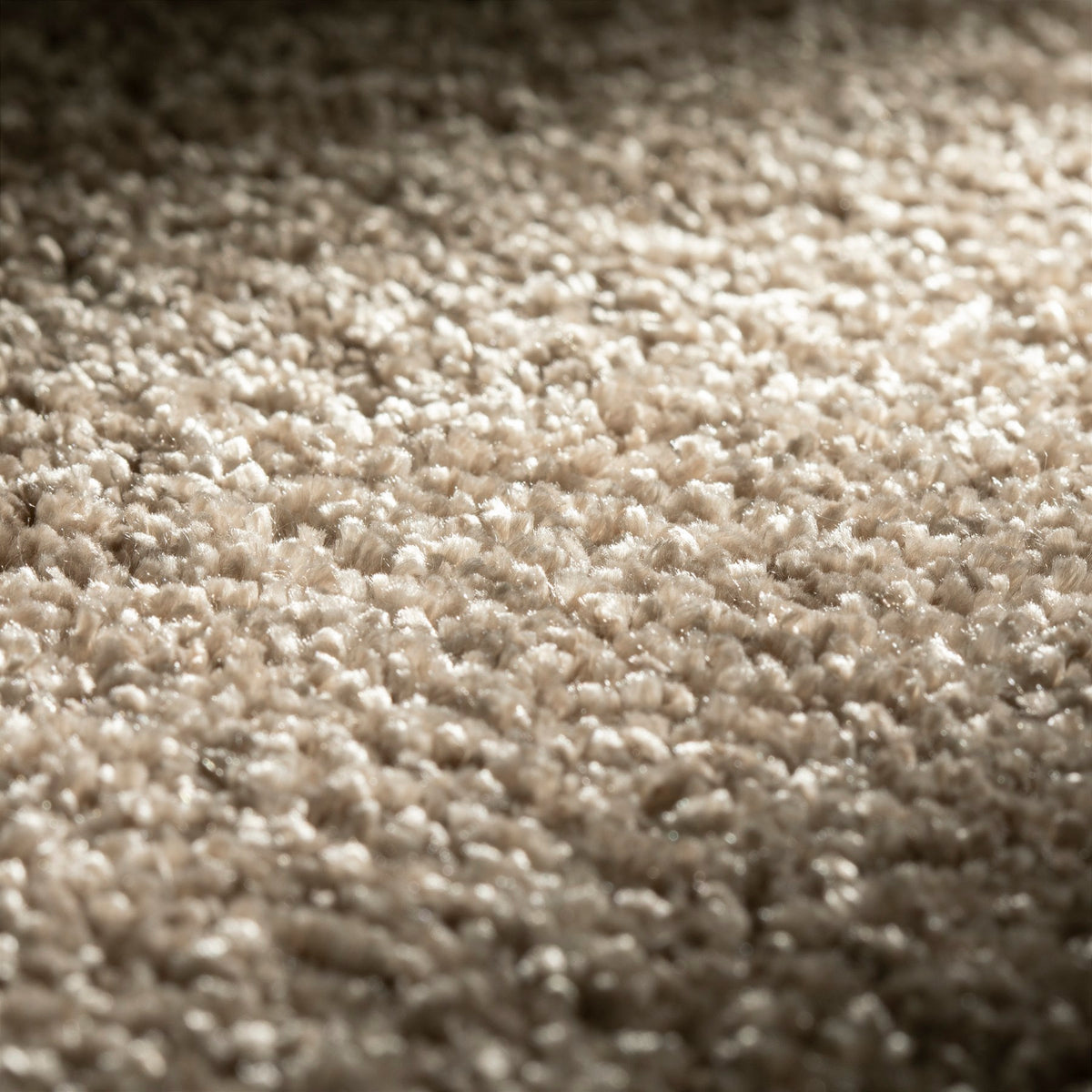 JAB Anstoetz Liberty Teppichboden | Farbe: Sand Dunkel (222) | Raumansicht