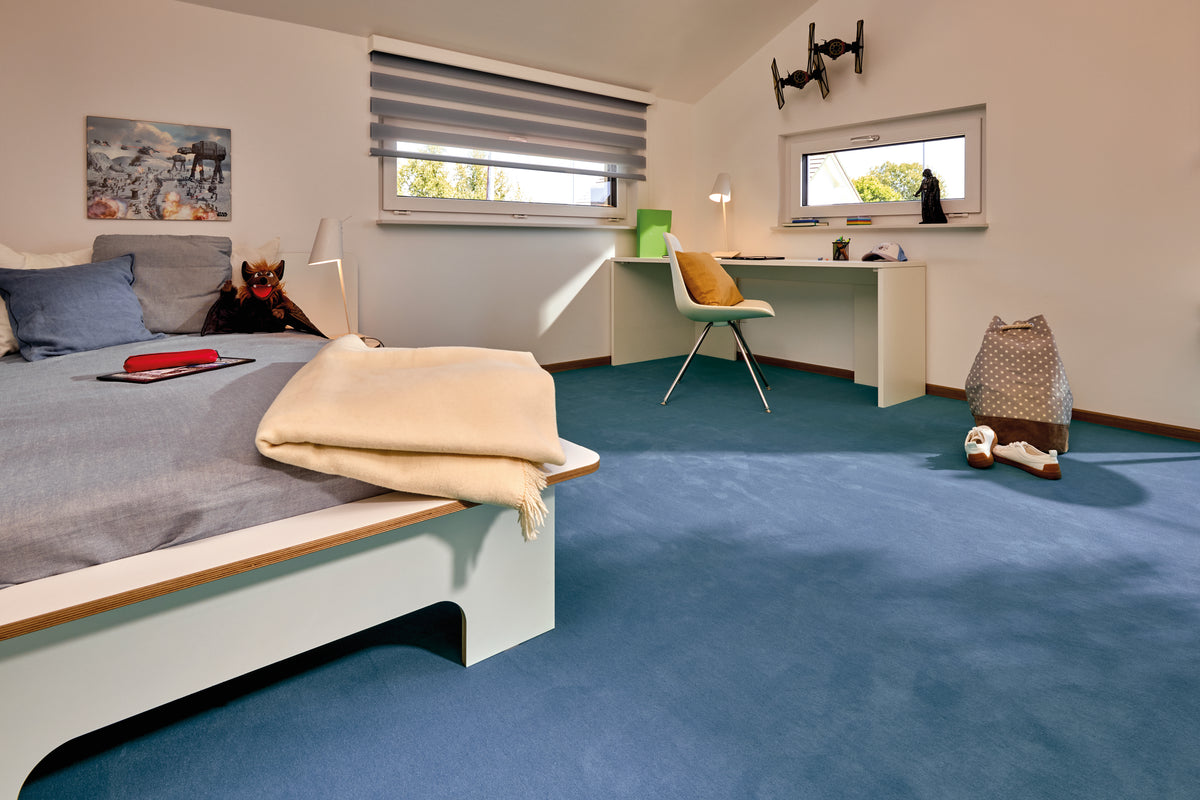 Vorwerk Modena Teppichboden | Farbe: Jeansblau Dunkel (3H91) | Raumansicht