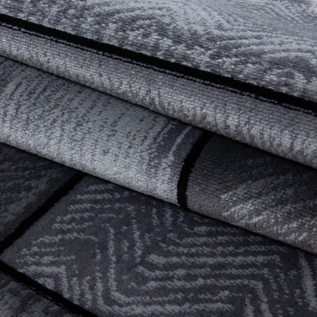 Plus 8007 Black Kurzflor Teppich