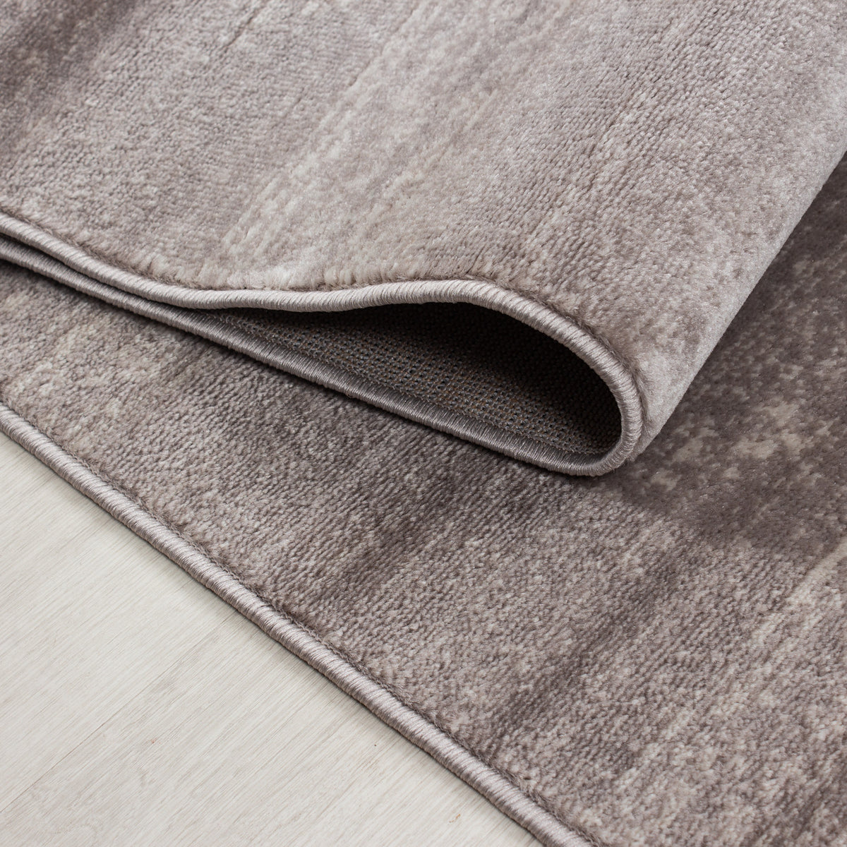 Plus 8000 Beige Kurzflor Teppich