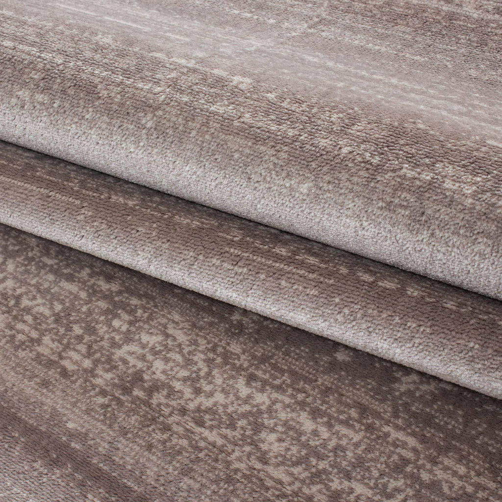 Plus 8000 Beige Kurzflor Teppich