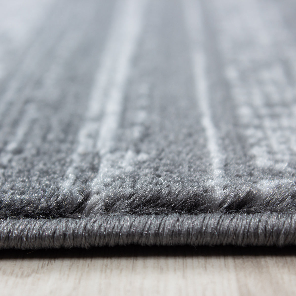 Plus 8000 Grey Kurzflor Teppich