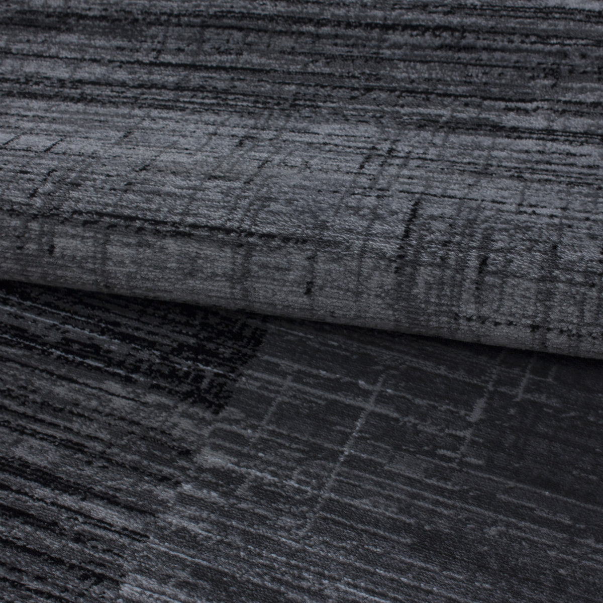 Plus 8001 Black Kurzflor Teppich
