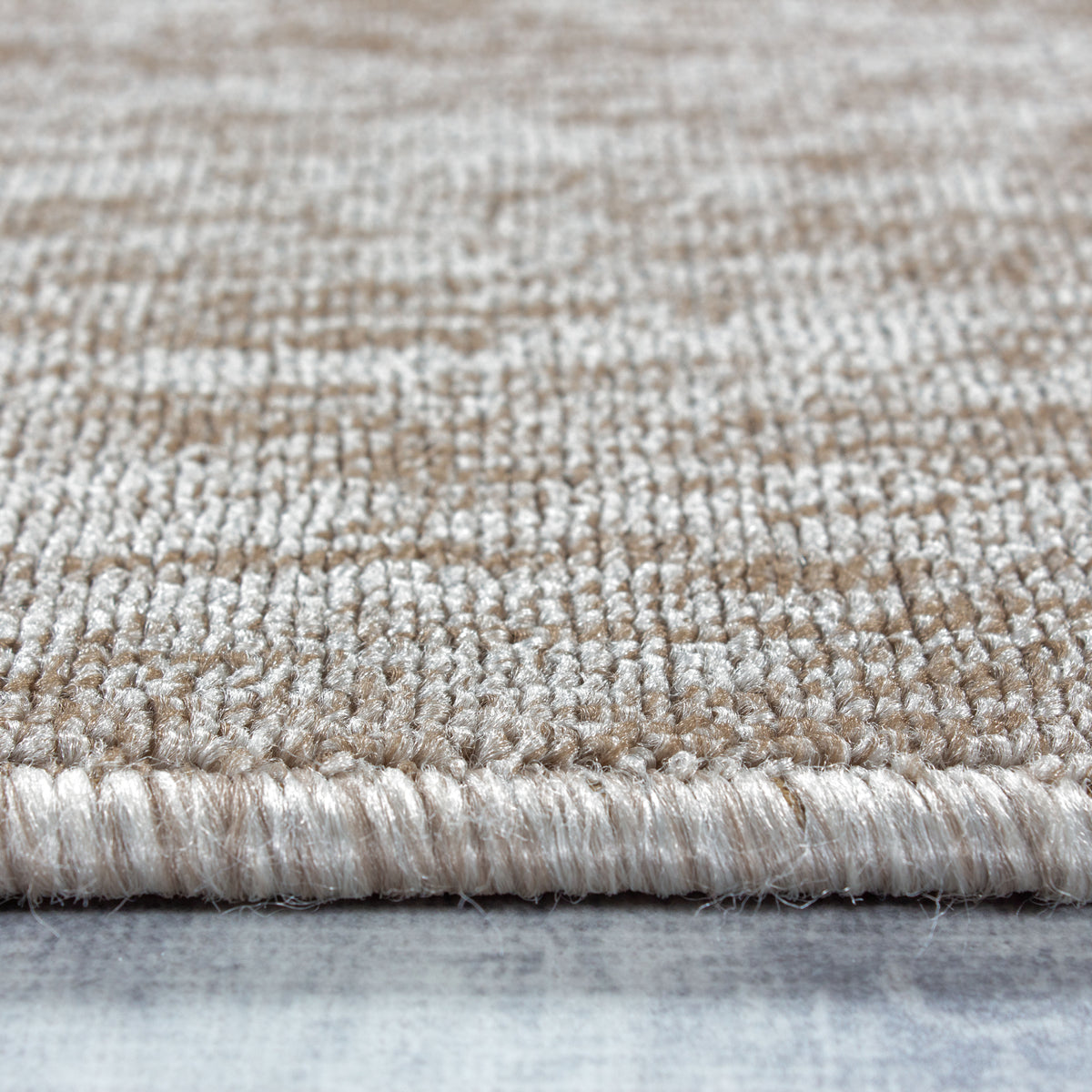 Nizza 1800 Beige Kurzflor Teppich