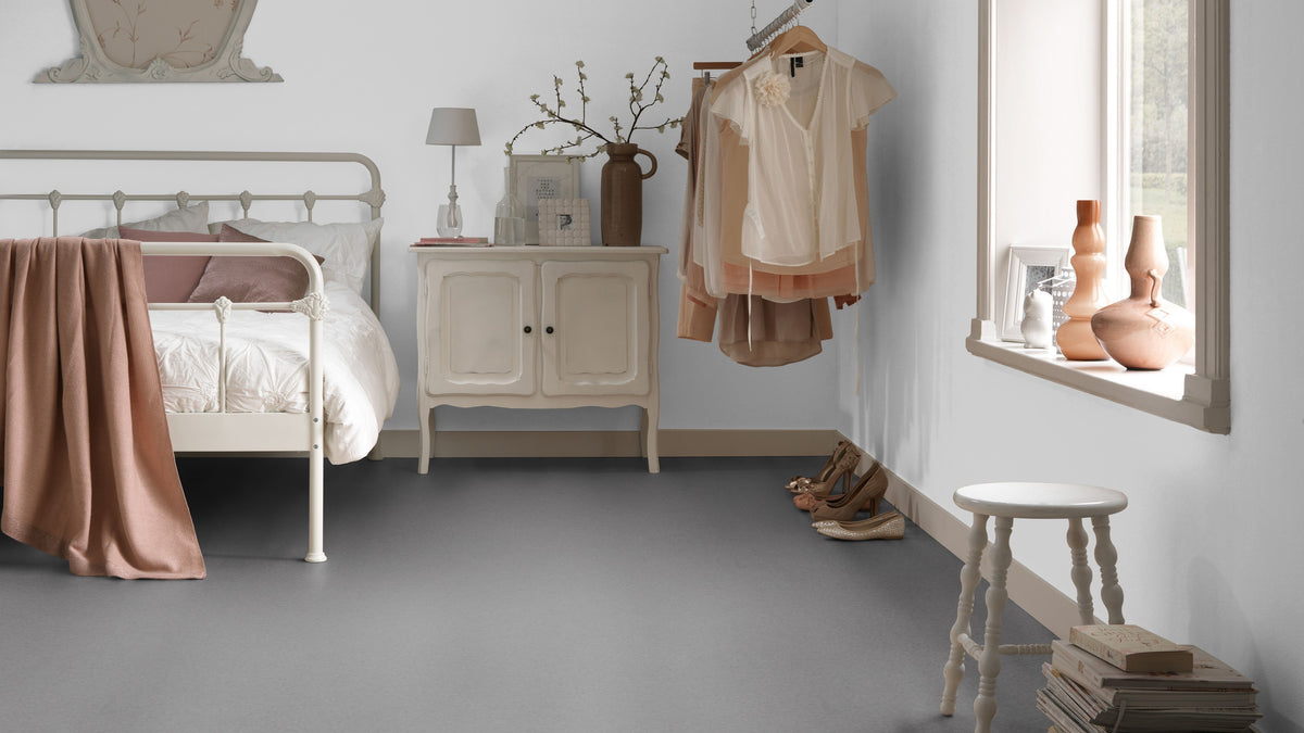 Nuvorino PVC-Boden homogen 200cm | Farbe: Anthrazit | Raumbild 1 (Beispielbild, Farbe kann abweichen)