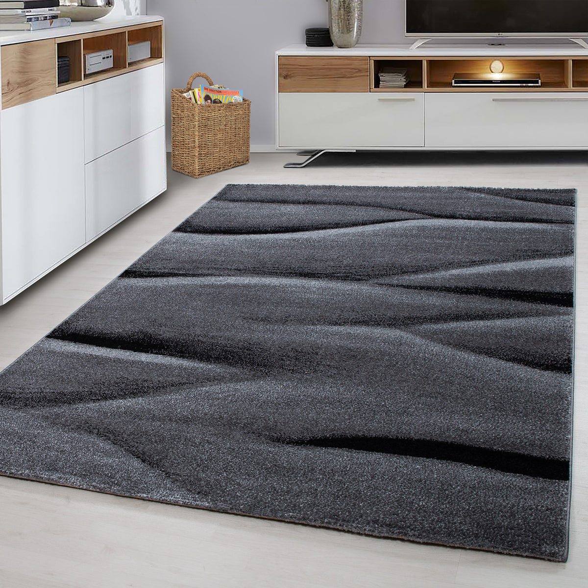 Lucca 1840 Black Kurzflor Teppich
