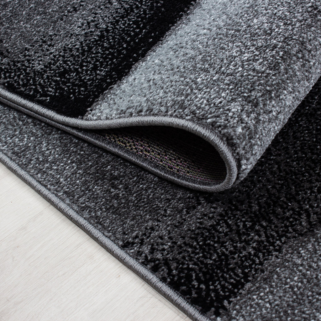 Lucca 1840 Black Kurzflor Teppich