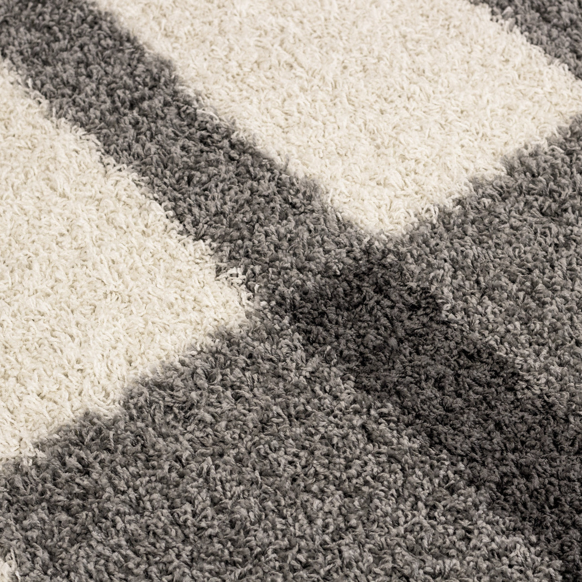 Gala 2505 Lightgrey Hochflor Teppich