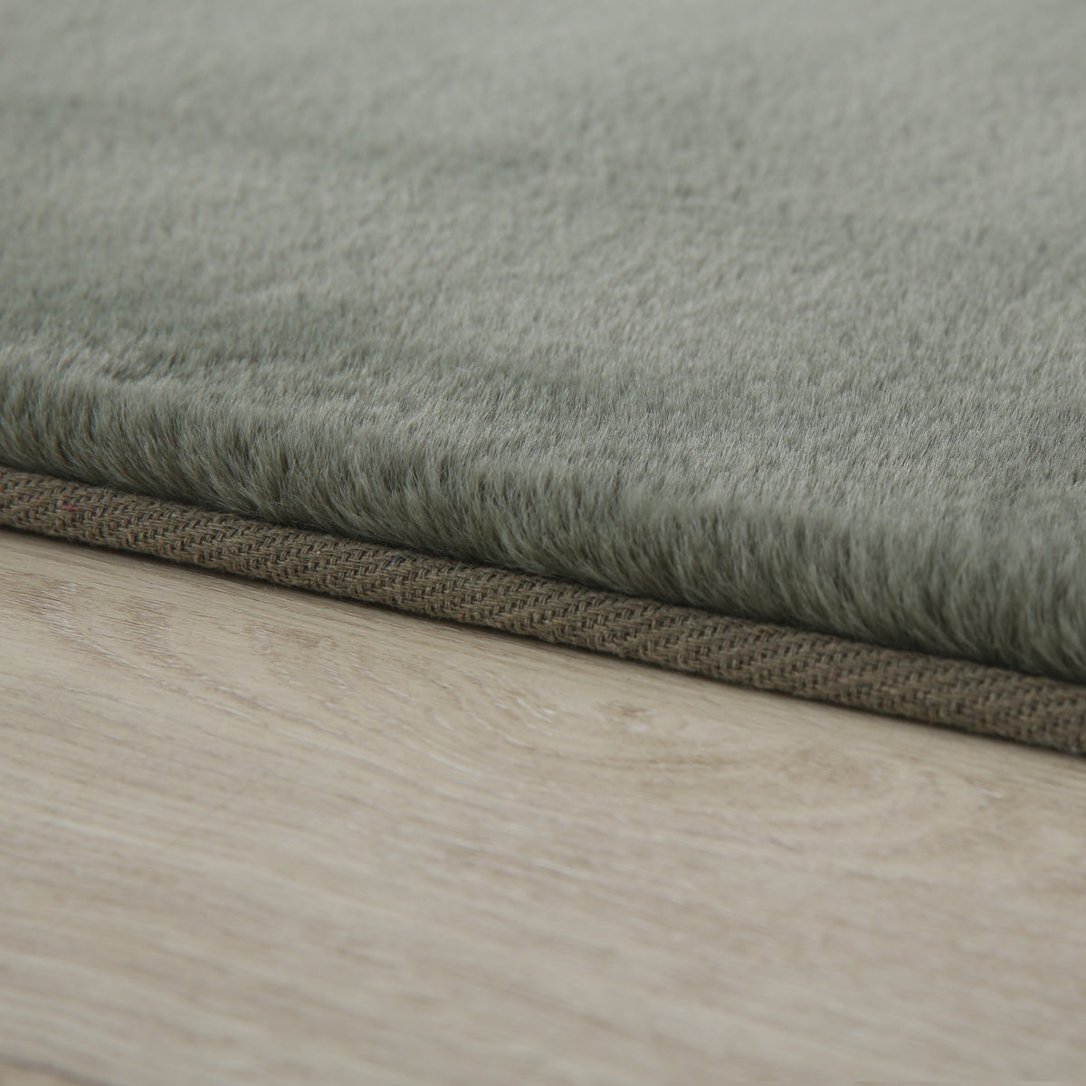 Pouffy 5100 Green Kurzflor Teppich