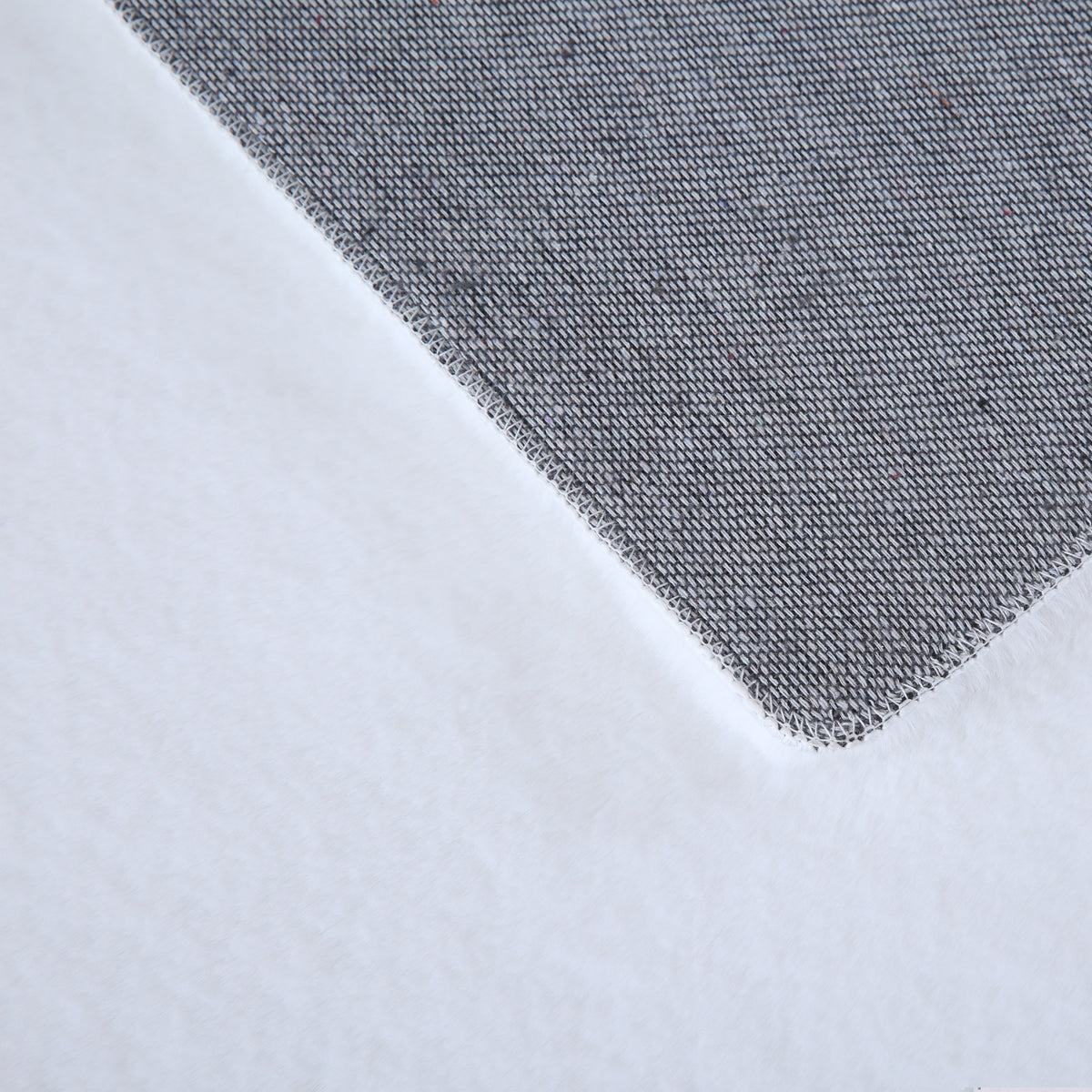 Pouffy 5100 White Kurzflor Teppich