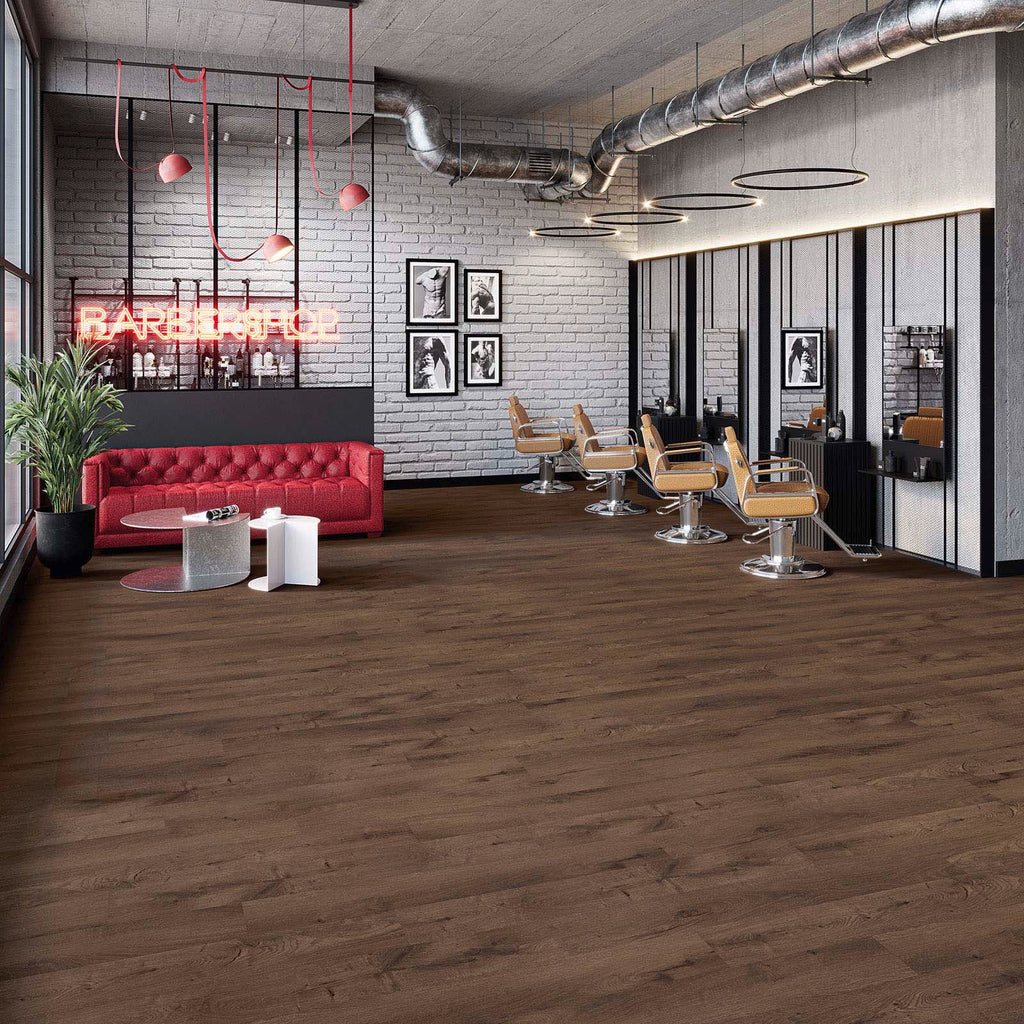 Dornova Kastanie Warm Klebevinyl – Raumbeispiel 1