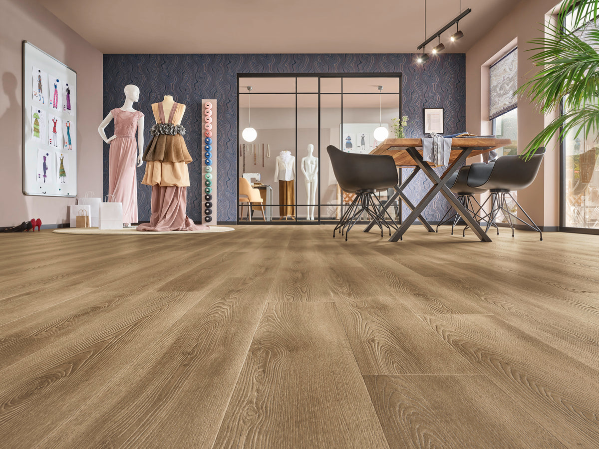 Dornova Eiche Zeitlos Klebevinyl – Raumbeispiel 3