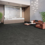 Alvora Terrazzo Schwarz Klebevinyl – Raumbeispiel 1