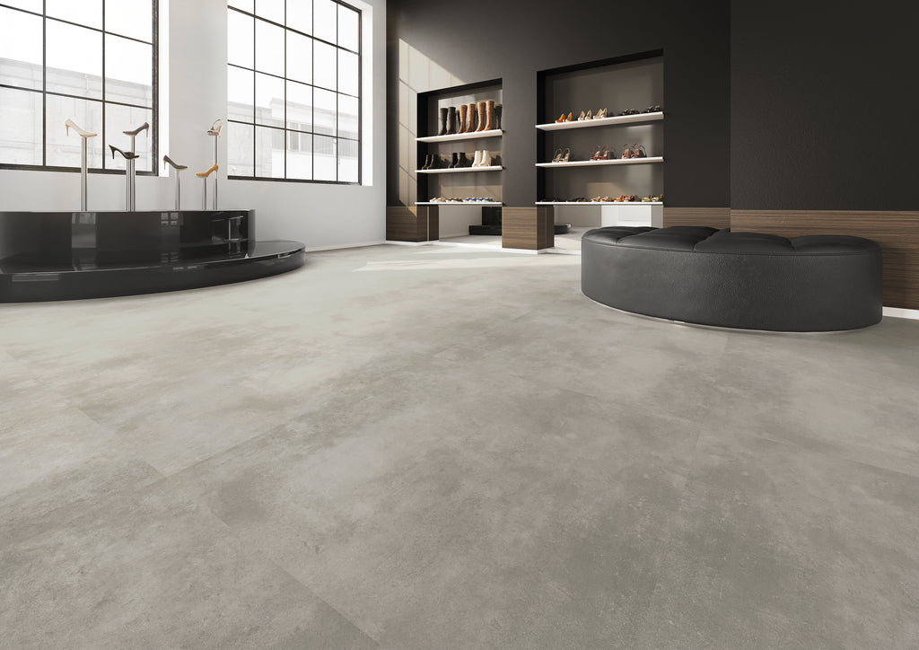 Bergen Beton Hellgrau Klickvinyl – Raumbeispiel 3