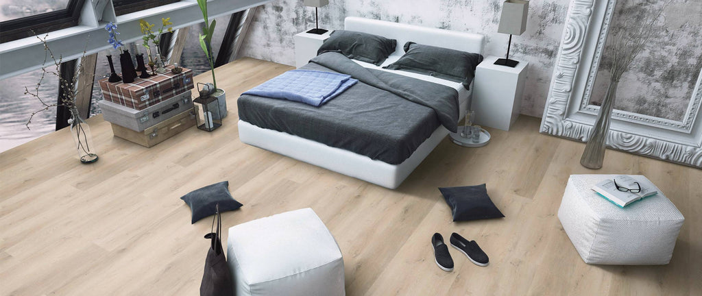 Eichenhain – Design-Klebevinyl als Einzelplanken