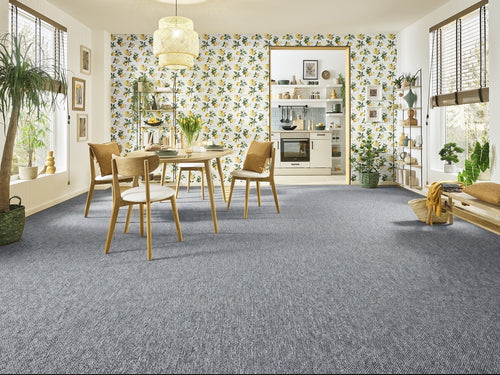 Altessa Teppichboden | Farbe: Grau Dunkel | Raumansicht (Beispielbild, Farbe kann abweichen)