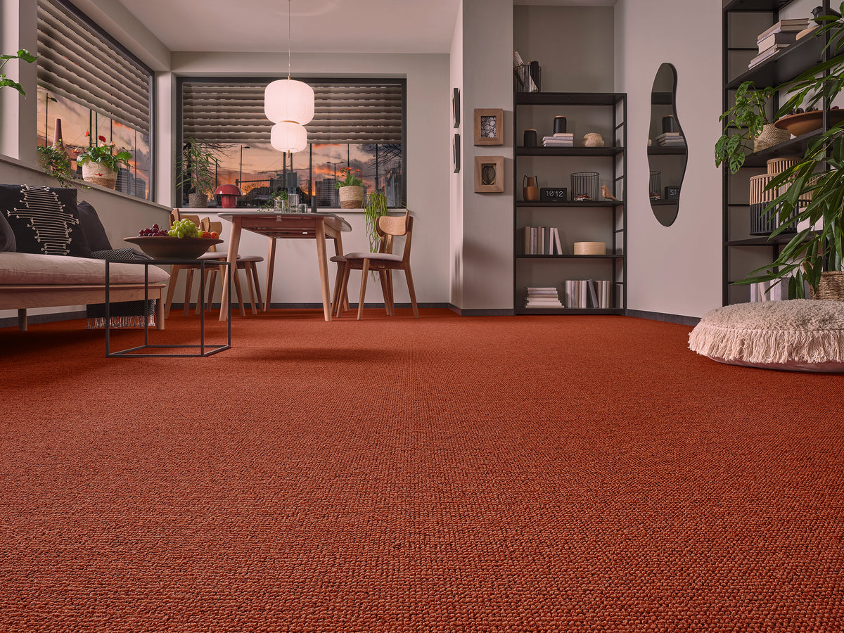 Amara Teppichboden | Farbe: Rot Mittel | Raumansicht 1