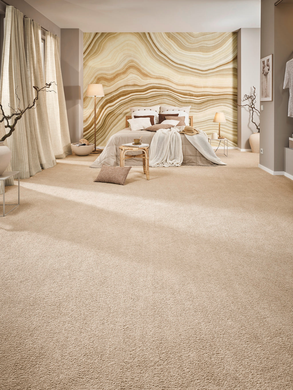 Ambrosia Teppichboden | Farbe: Sand (524) | Raumbild 2