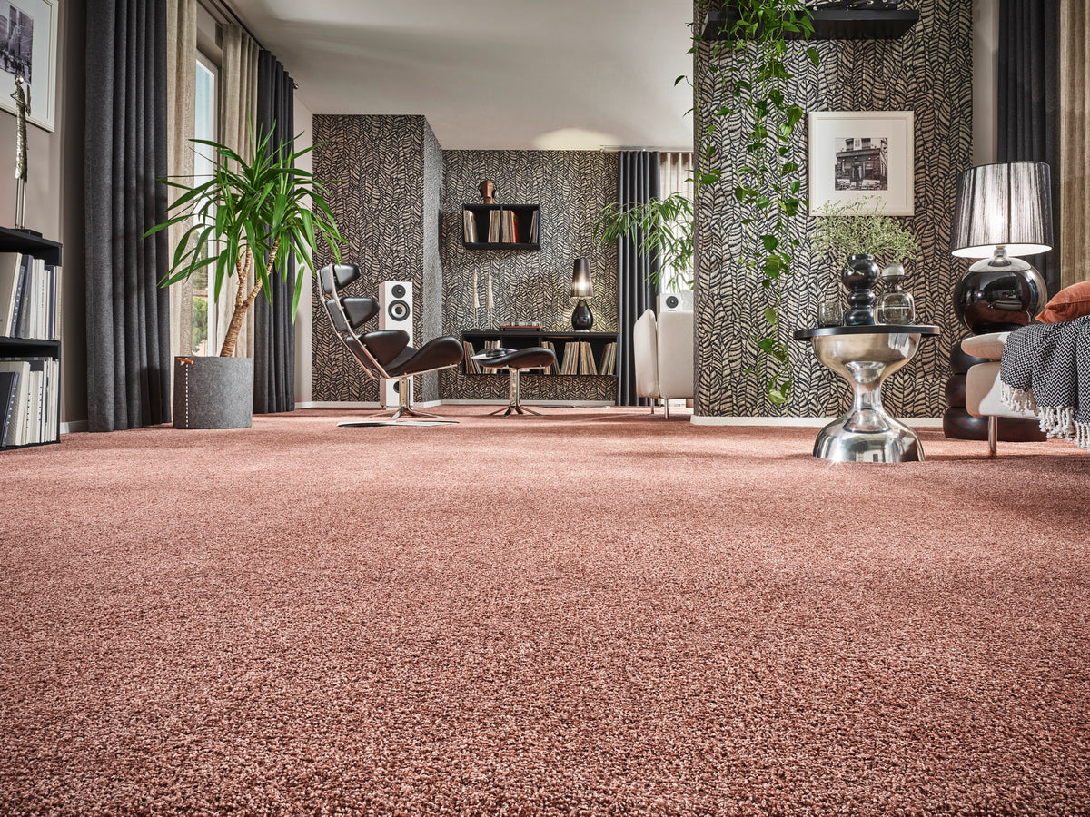 Armonia Teppichboden | Farbe: Rostbraun (018) | Raumbild 1