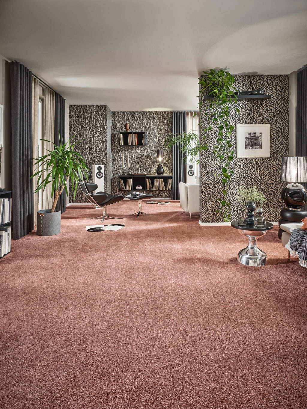 Armonia Teppichboden | Farbe: Rostbraun (018) | Raumbild 2