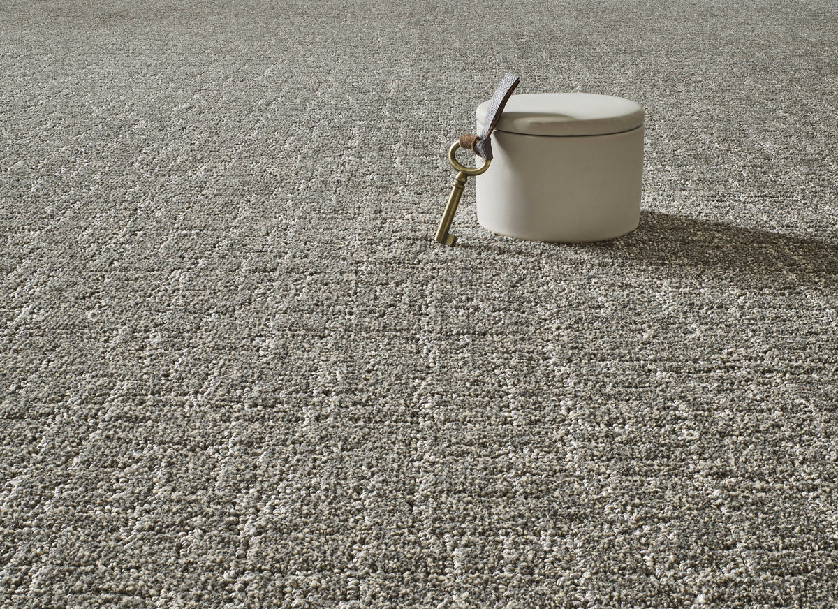 Arvida Teppichboden | Farbe: Graubraun (076) | Detailansicht 3