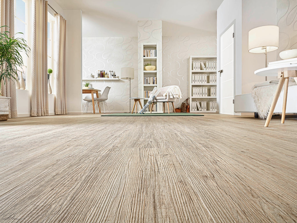 Solenta Kiefer Grau Klebevinyl – Raumbeispiel 2