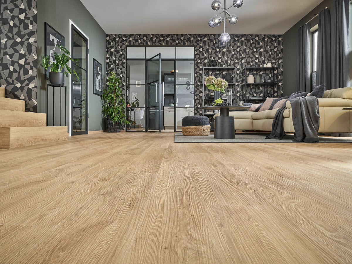 Solenta Eiche Frisch Klebevinyl – Raumbeispiel 2