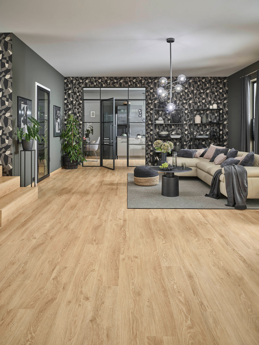 Solenta Eiche Frisch Klebevinyl – Raumbeispiel 3