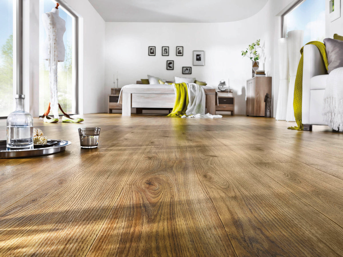 Dornova Eiche Gemütlich Klebevinyl – Raumbeispiel 2