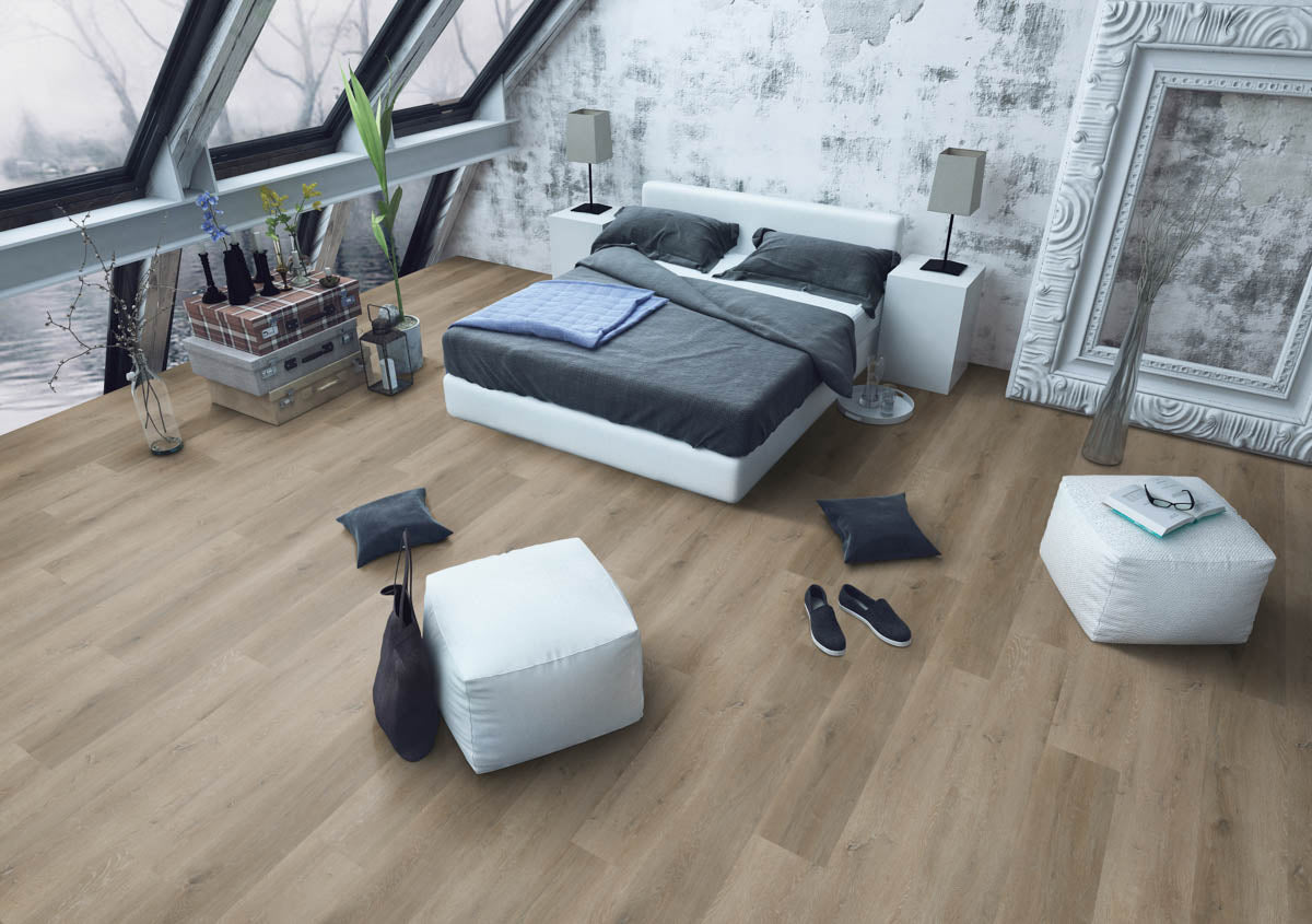 Falvereso Eiche Natur Klebevinyl – Raumbeispiel 1