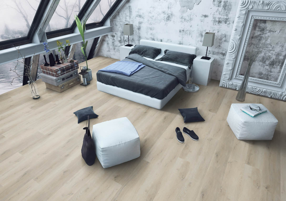 Falvereso Eiche Weißbeige Klebevinyl – Raumbeispiel 1