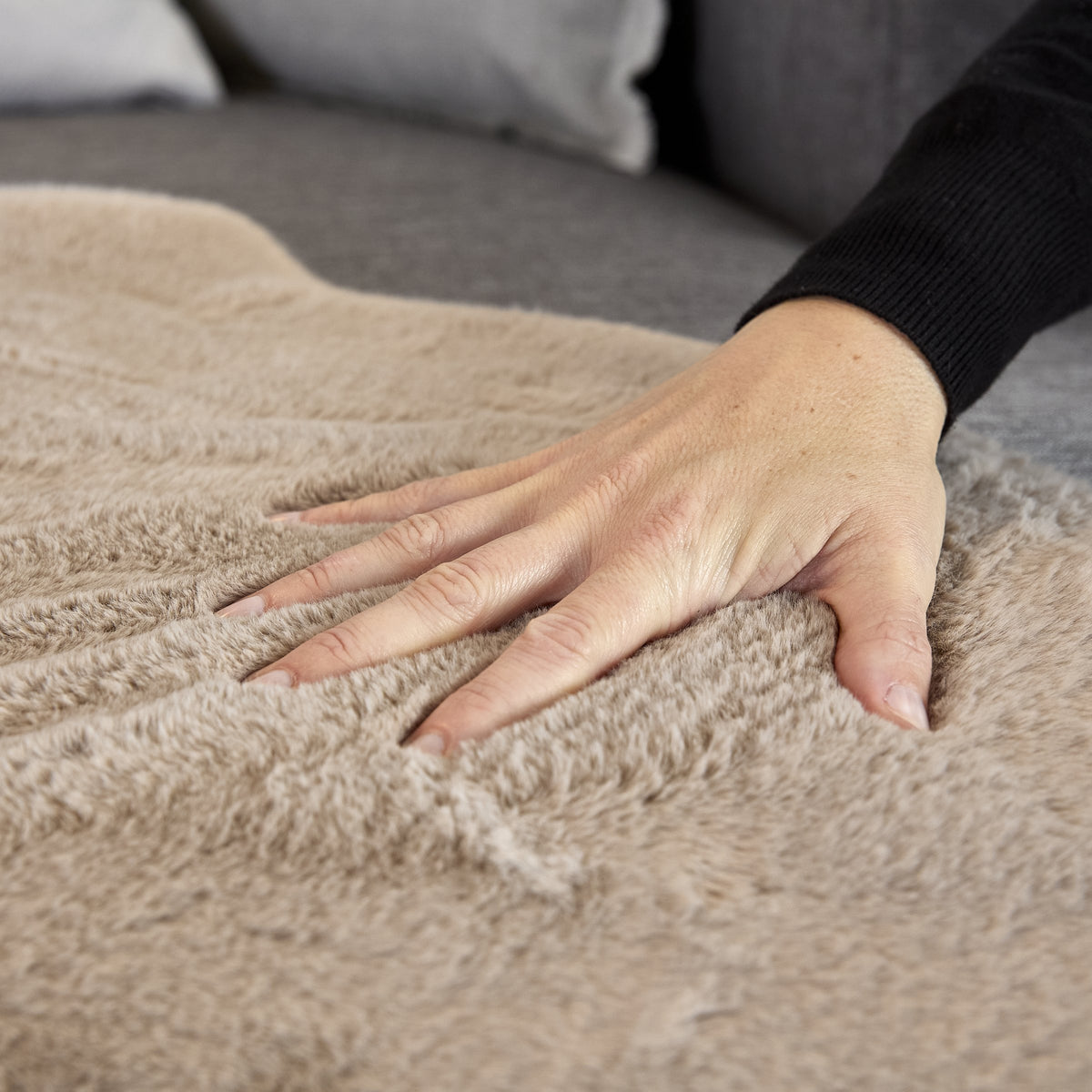 Fellara Dekofell, Beige, Nahaufnahme des Flors