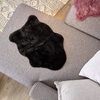 Fellara Dekofell, Schwarz, auf dem Sofa, Draufsicht