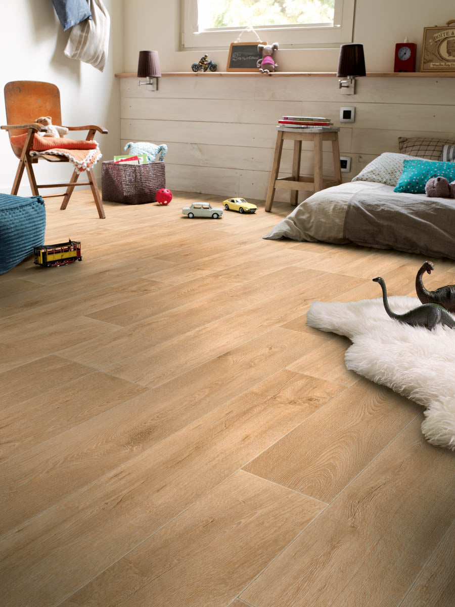 Gamverura Eiche Sand – Vinylboden von der Rolle | Raumansicht