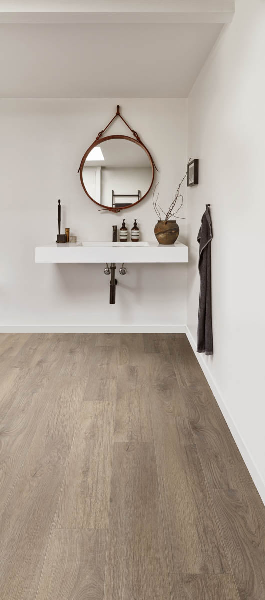 Gavello Eiche Greige Klebevinyl – Raumbeispiel (Farbe kann abweichen)
