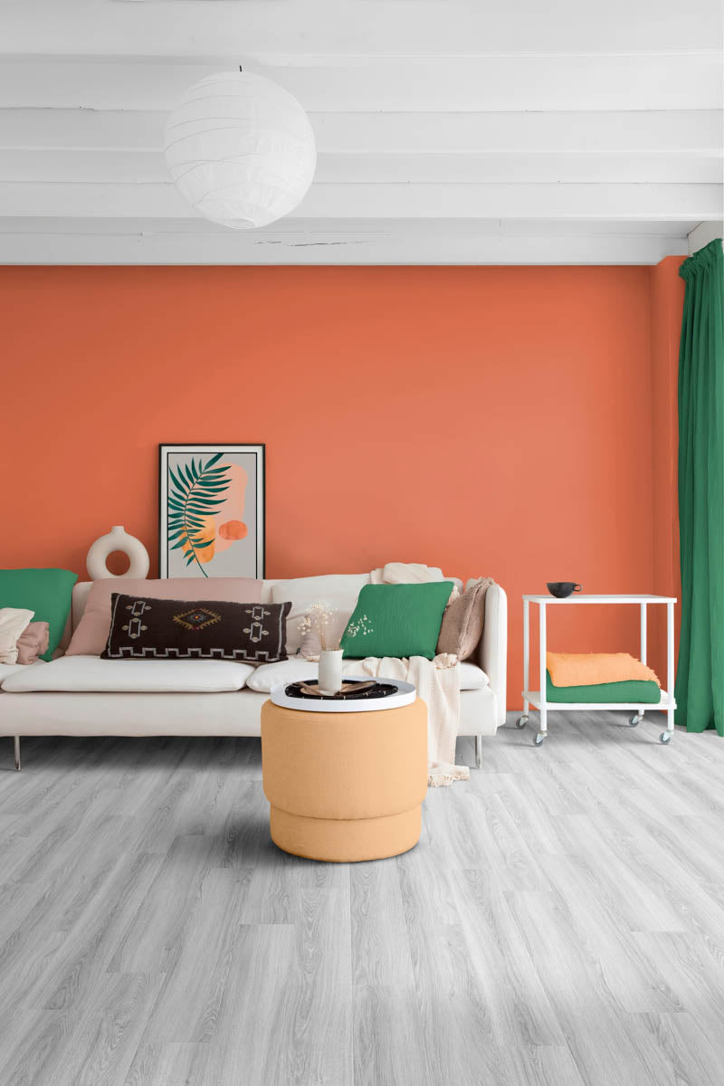 Gorvado Eiche Grau Klickvinyl – Raumbeispiel (Farbe kann abweichen)
