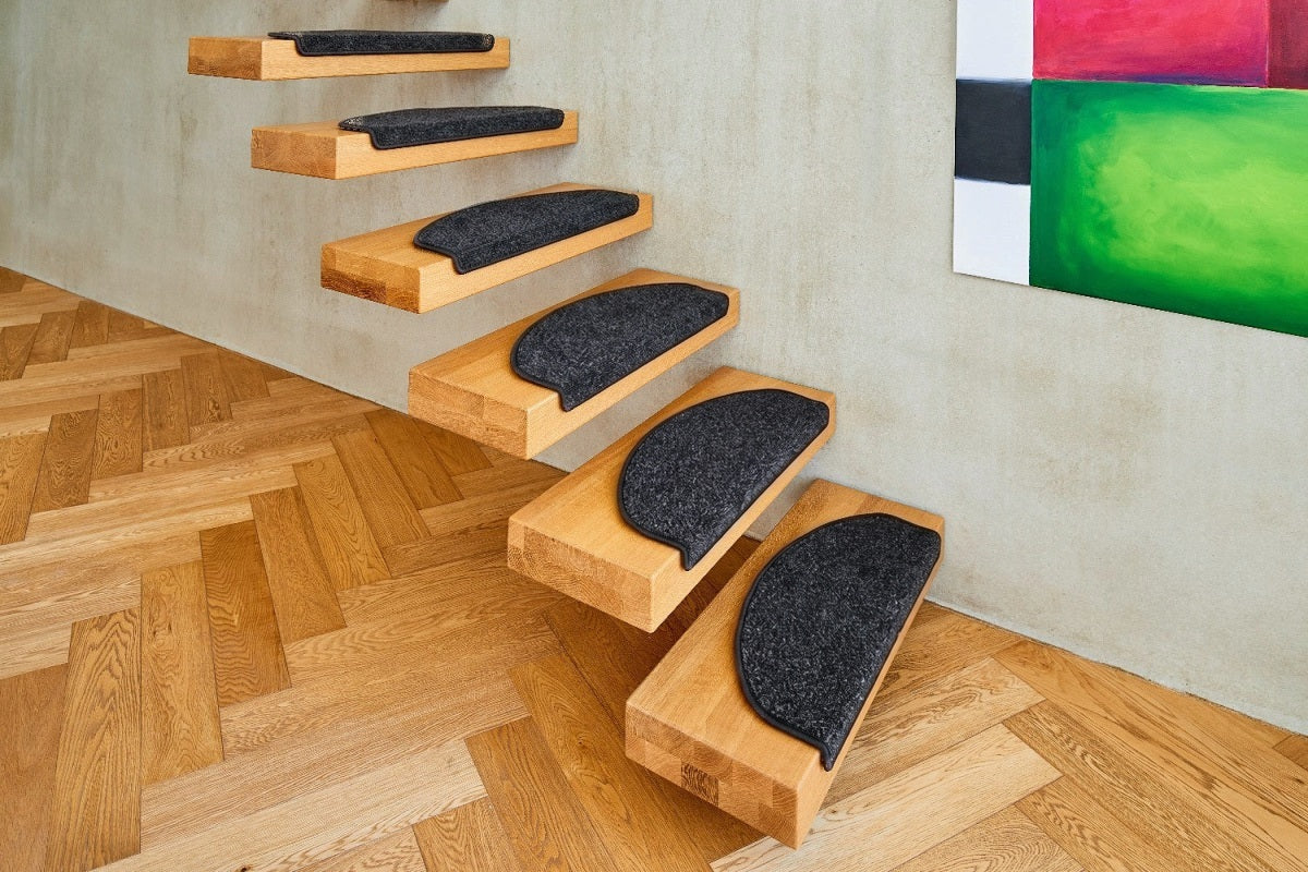 Gradina Stufenmatte 25 × 65 cm | Farbe: Grau | Raumbild 1 (Beispielbild, Farbe kann abweichen)