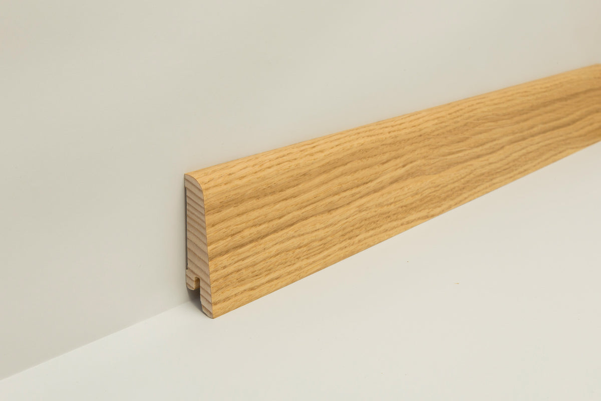 Lignova Sockelleiste 15x60mm | Farbe: Eiche Gold Mittel | Produktbild