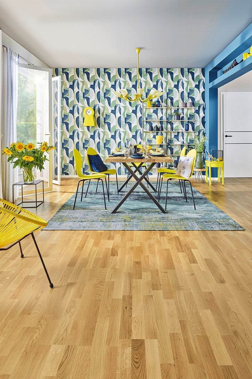 Navessa Eiche Astig Natur lackiert – Raumbeispiel 2