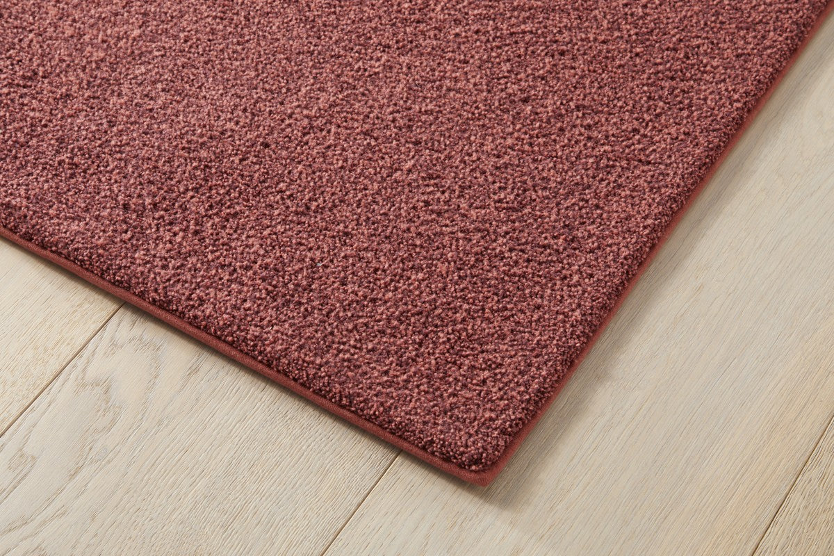 Orchidea Teppichboden | Farbe: Bordeaux (110) | Detailansicht 2 (Beispielbild, Farbe kann abweichen)