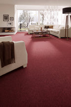 Orchidea Teppichboden | Farbe: Bordeaux (110) | Raumbild 1 (Beispielbild, Farbe kann abweichen)
