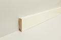 Pinara Sockelleiste gefast 16x58mm | Farbe: Weiß RAL 9016 | Produktbild