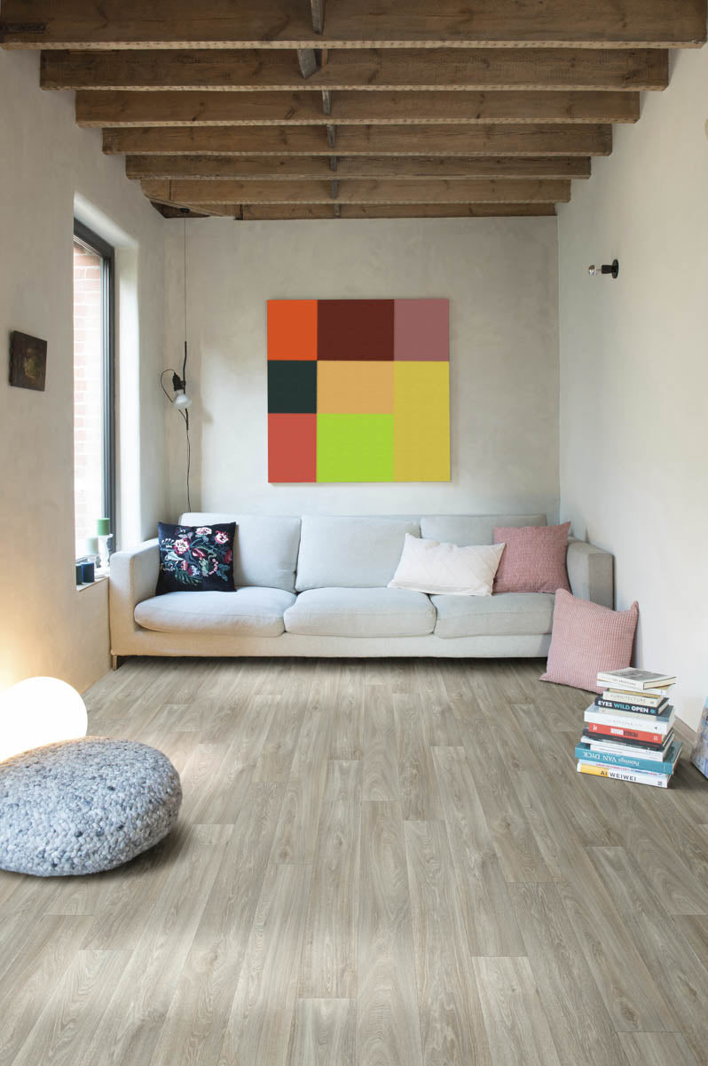 Plaverura Eiche Grau – Vinylboden von der Rolle | Raumansicht