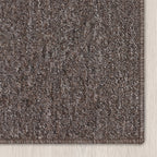 Quarzo Teppich nach Maß | Farbe: Mokka (0529) | gekettelte Kante (Beispielbild, Farbe kann abweichen)