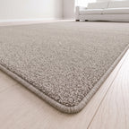 Quirina Teppich nach Maß | Farbe: Sand (075) | Kettelecke (Beispielbild, Farbe kann abweichen)