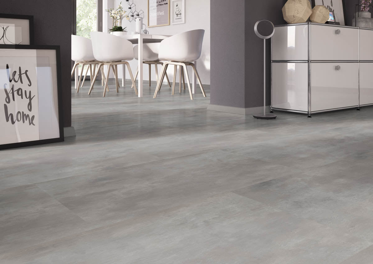Scalinino Beton Grau Klickvinyl – Raumbeispiel (Farbe kann abweichen)