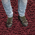 Stegora Forte Sauberlauf von der Rolle mit Vinylrücken | Farbe: Weinrot | Raumbild 1 (Beispielbild, Farbe kann abweichen)